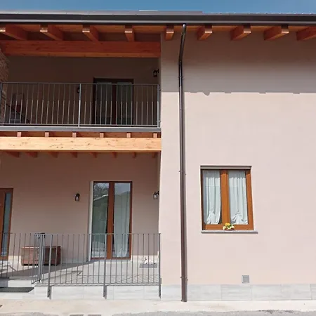 Apartmán Il Castagno - Free Parking & Free Wi-fi Vista Montagna *